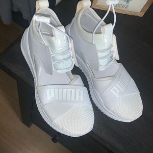 Puma open sneakers